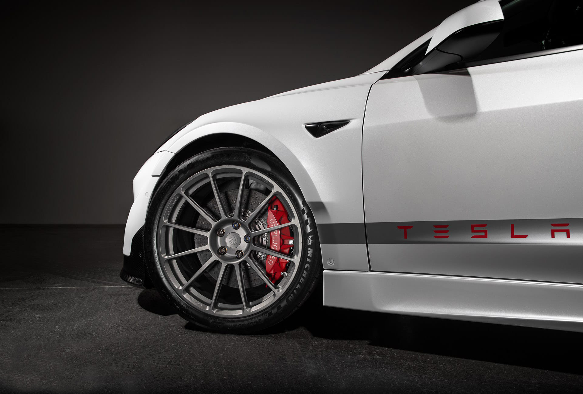 Stealth Gray Tesla Model Y Juniper on 21-Inch UP Forged UP-03 Wheels in Satin Black