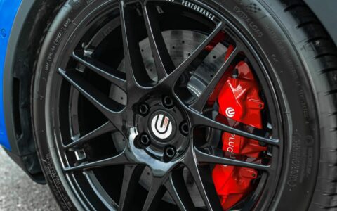 Deep Blue Metallic Tesla Model Y - UP x BBS Flugplatz Wheels, Carbon Ceramic Big Brake Kit