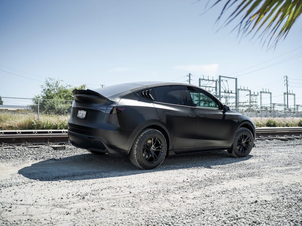 Solid Black Tesla Model Y – UP-02 Offroad Configuration Wheels & Toyo Offroad Tires