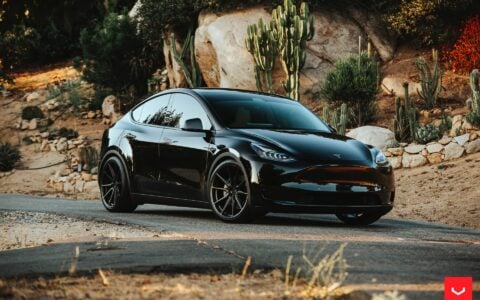 Black Tesla Model Y - Vossen HF-3 Wheels