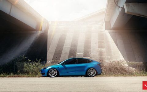 Blue Tesla Model Y - Vossen HF-4T Wheels