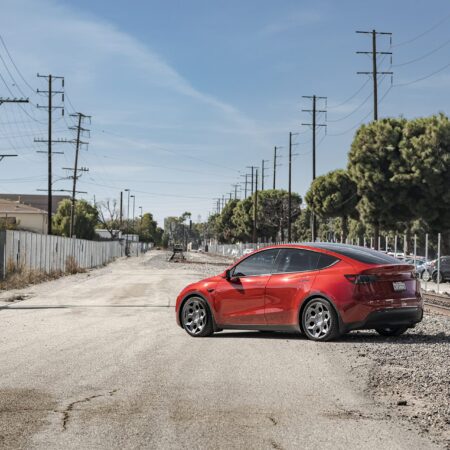 Red Multi-Coat Tesla Model Y – UP CYBRHEX Forged Wheels in Satin Titanium