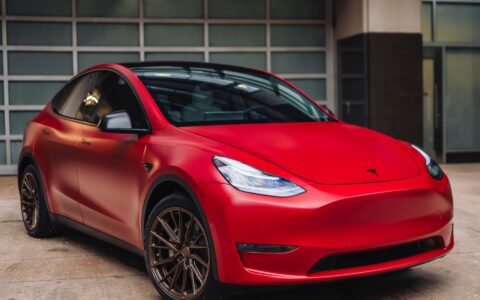 Red Tesla Model Y - Vossen HF-4T Wheels
