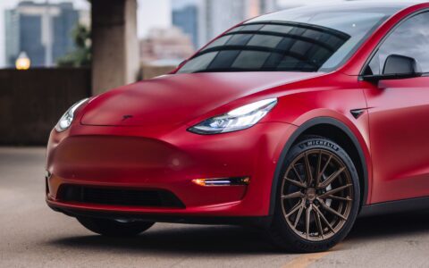 Red Tesla Model Y - Vossen HF-4T Wheels