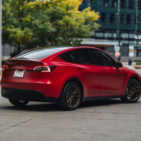 Red Tesla Model Y – Vossen HF-4T  Wheels in Satin Bronze