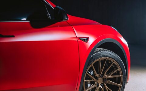 Red Tesla Model Y - Vossen HF-4T Wheels
