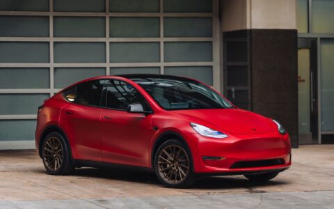 Red Tesla Model Y - Vossen HF-4T Wheels