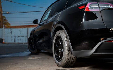 Black Tesla Model Y Dual Motor on UP.FIT Forged PD Wheels in Satin Black