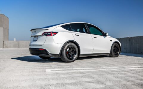 Tesla Model Y 18 inch UP.FIT Forged PD Wheel and Tire Package Satin Black Unplugged Performance Image (10)