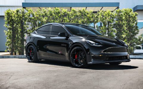 Tesla Model Y with Carbon Aero Parts on 21 inch UP-03 Forged Wheels In Gloss Black