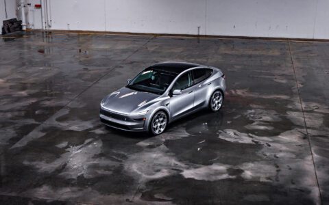 Quicksilver 2026 Tesla Model Y Launch Edition - CYBRHEX Forged Wheels in Satin Titanium