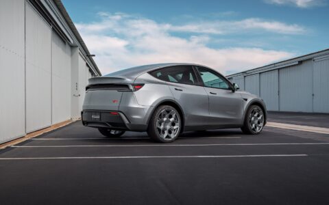 Quicksilver 2026 Tesla Model Y Launch Edition - CYBRHEX Forged Wheels in Satin Titanium