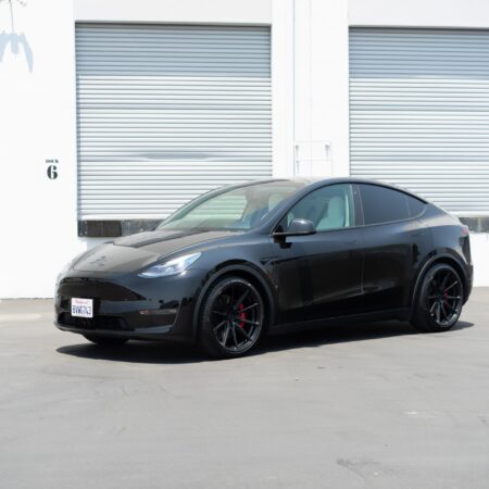 Black Tesla Model Y – Vossen HF-3 Wheels in Satin Black