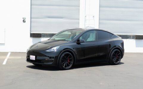 Tesla Model Y - Vossen HF-3 Wheels