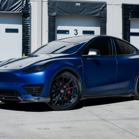 Blue Tesla Model Y – Vossen HF-3 Wheels in Satin Black