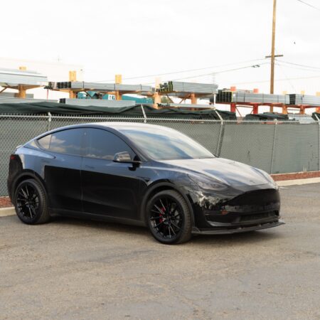 Black Tesla Model Y – Vossen HF-4T Wheels in Gloss Black