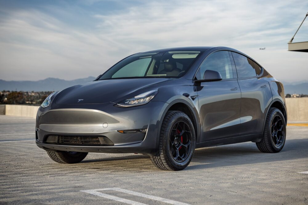 Gray Tesla Model Y – UP-05 Forged Wheels in Satin Black