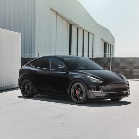 Midnight Black Tesla Model Y – UP-02 Forged Wheels