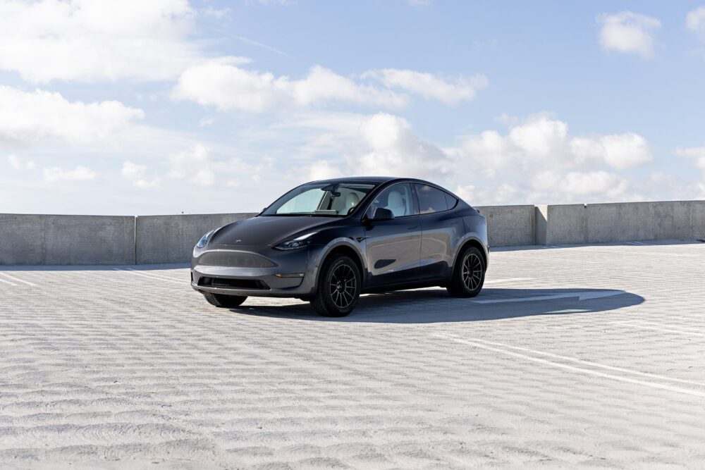 Tesla Model Y – UP-03 Forged Wheels in Satin Black and Dirt and Snow Coilovers