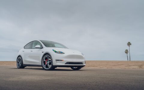 Pearl White Tesla Model Y - UP-05 Forged Wheels in Satin Titanium 20 Pearl White Tesla Model Y - UP-05 Wheels in Satin Titanium