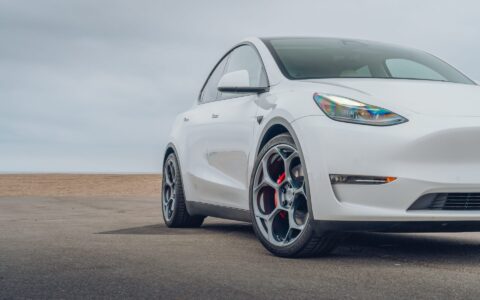 Pearl White Tesla Model Y - UP-05 Forged Wheels in Satin Titanium 13 Pearl White Tesla Model Y - UP-05 Wheels in Satin Titanium