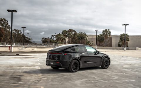 2026 Diamond Black Model Y Juniper on 18 inch Off-Road Spec UP-03 in Satin Black