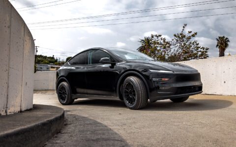 2026 Diamond Black Model Y Juniper on 18 inch Off-Road Spec UP-03 in Satin Black