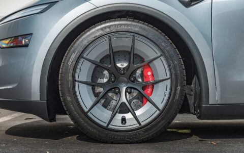 2026 Quicksilver Tesla Model Y Juniper on UP Forged UP-RW aka Road Warrior Wheels