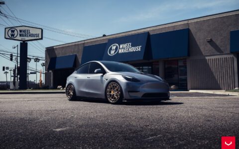 Tesla Model Y - Vossen HFX-1 Wheels in Satin Bronze