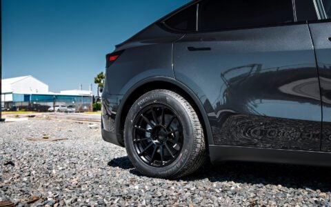 Stealth Gray Tesla Model Y Juniper on UP Forged Off-Road Spec UP-03 in Satin BlackStealth Gray Tesla Model Y Juniper on UP Forged Off-Road Spec UP-03 in Satin Black