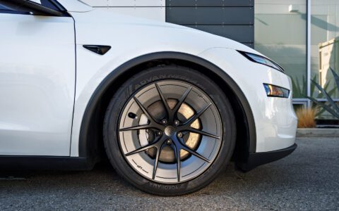 White Lowered Tesla Model Y Juniper on UP Forged UP-RW Road Warrior Wheels