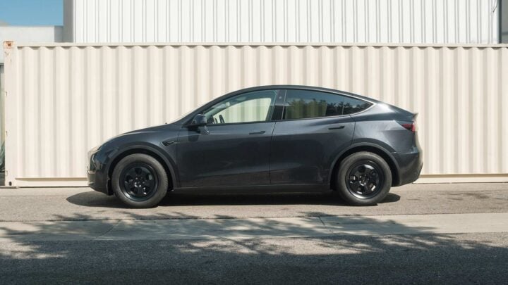 Stealth Grey Tesla Model Y UP.FIT Forged PD Wheels in Satin Black