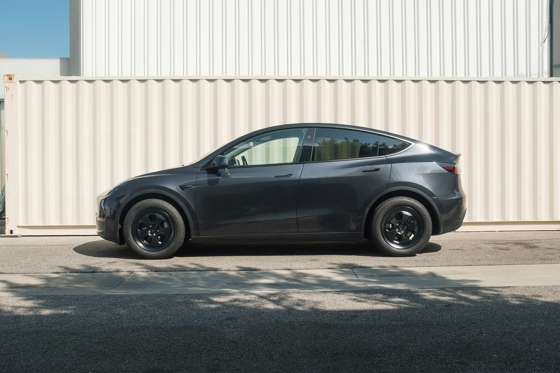 Stealth Grey Tesla Model Y UP.FIT Forged PD Wheels in Satin Black