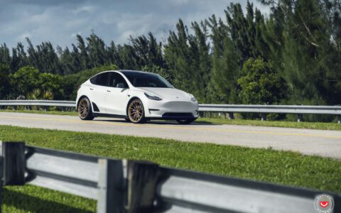 White Tesla Model Y Vossen M X4T Wheels Image 3